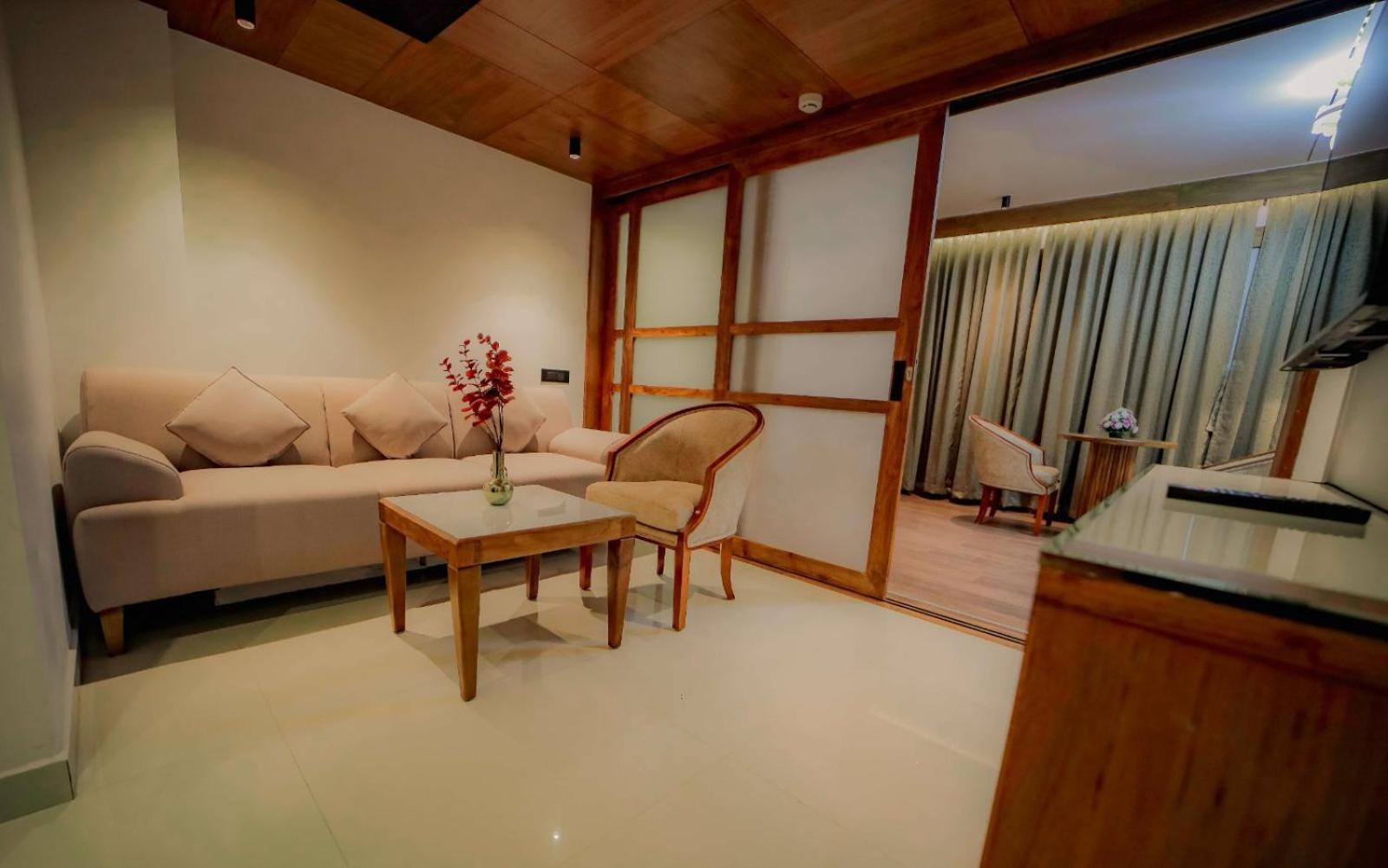 Hotel Cordial Sopanam Thiruvananthapuram Eksteriør billede